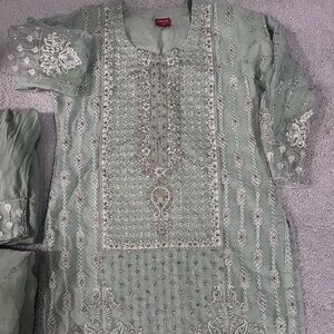 salwar kameez